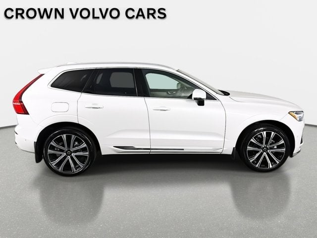 2023 Volvo XC60 Ultimate Bright Theme