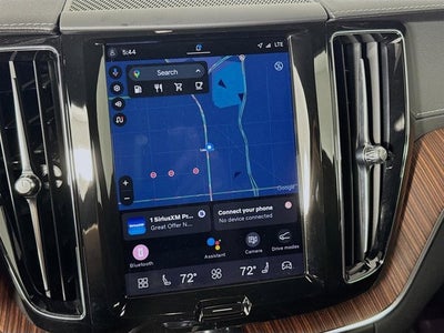 2023 Volvo XC60 Ultimate Bright Theme