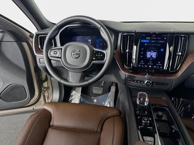 2023 Volvo XC60 Ultimate Bright Theme