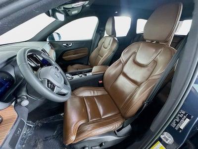 2023 Volvo XC60 Ultimate Bright Theme