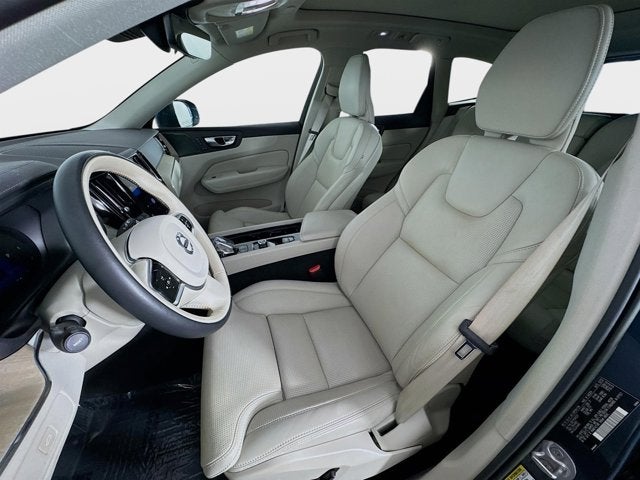 2023 Volvo XC60 Ultimate Bright Theme