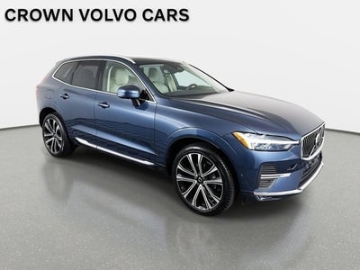 2023 Volvo XC60 Ultimate Bright Theme