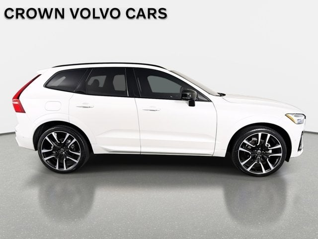 2023 Volvo XC60 Ultimate Dark Theme