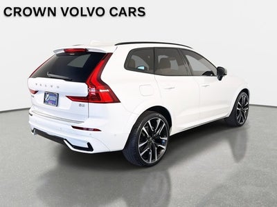 2023 Volvo XC60 Ultimate Dark Theme