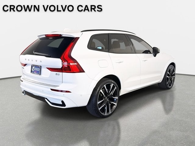 2023 Volvo XC60 Ultimate Dark Theme