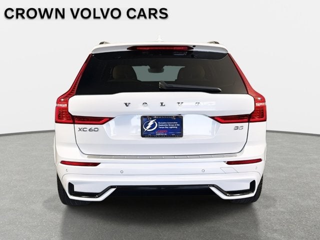 2023 Volvo XC60 Ultimate Dark Theme