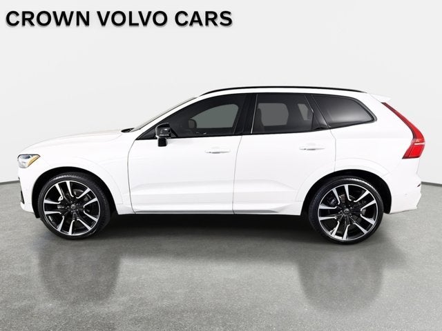 2023 Volvo XC60 Ultimate Dark Theme