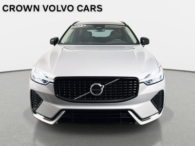 2023 Volvo XC60 Plus Dark Theme
