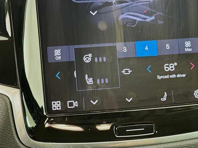 2023 Volvo XC90 Plus