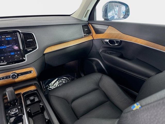 2023 Volvo XC90 Plus