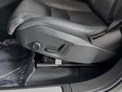 2023 Volvo XC60 Ultimate Bright Theme