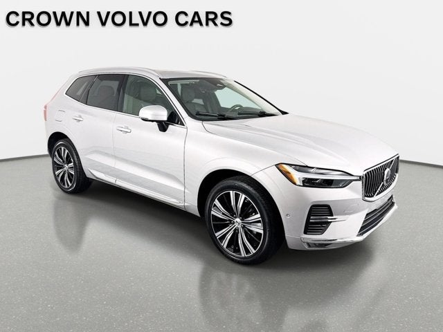 2023 Volvo XC60 Plus Bright Theme