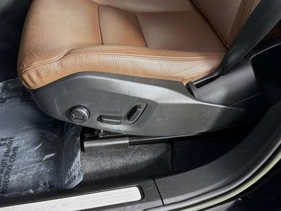 2023 Volvo XC60 Plus Bright Theme