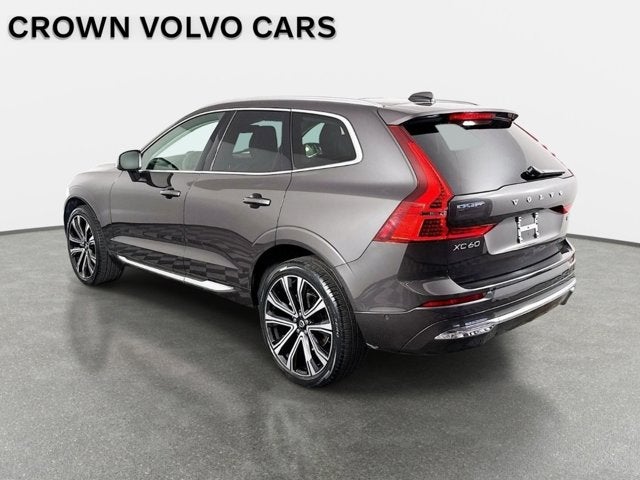 2023 Volvo XC60 Ultimate Bright Theme