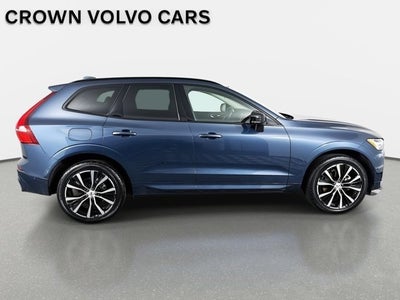 2024 Volvo XC60 Plus Dark Theme
