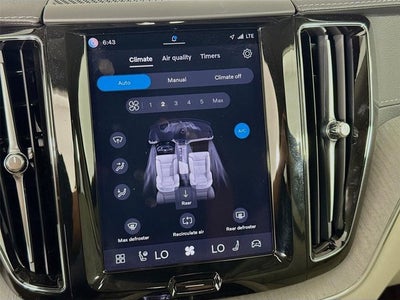 2024 Volvo XC60 Ultimate Dark Theme