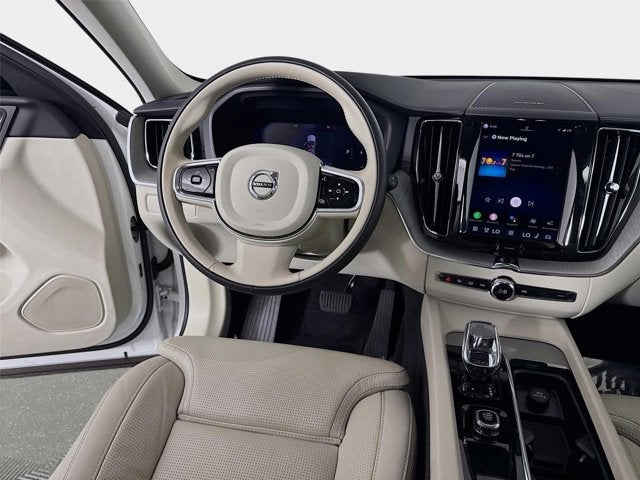 2024 Volvo XC60 Ultimate Dark Theme