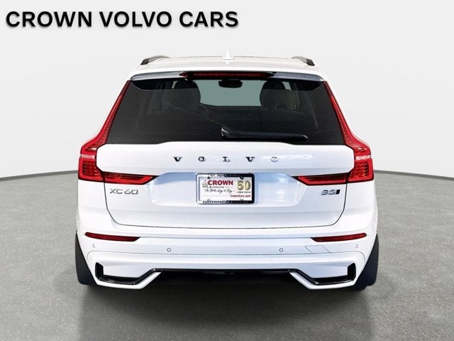 2024 Volvo XC60 Ultimate Dark Theme