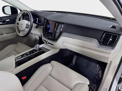2024 Volvo XC60 Ultimate Dark Theme