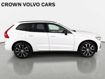 2024 Volvo XC60 Ultimate Dark Theme
