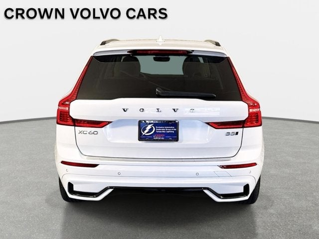 2024 Volvo XC60 Ultimate Dark Theme