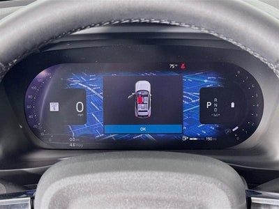 2023 Volvo XC40 Plus Bright Theme