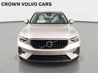 2023 Volvo XC40 Plus Bright Theme