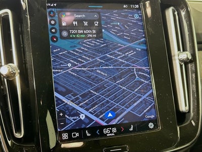 2023 Volvo XC40 Plus Bright Theme