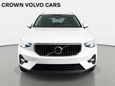 2023 Volvo XC40 Plus Bright Theme