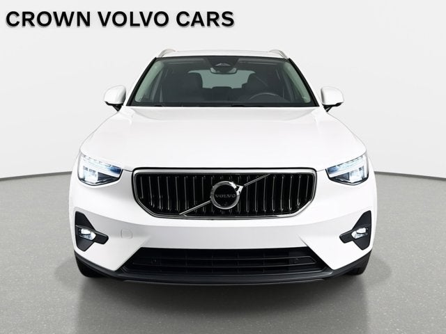 2023 Volvo XC40 Plus Bright Theme