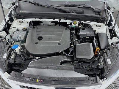 2023 Volvo XC40 Plus Bright Theme