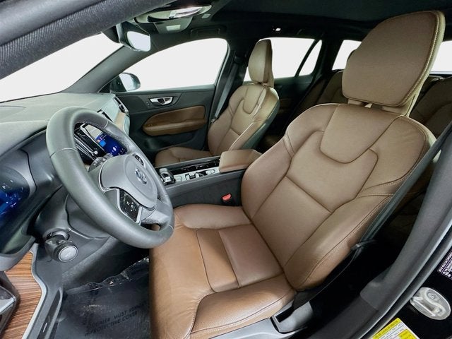 2025 Volvo V60 Cross Country Plus