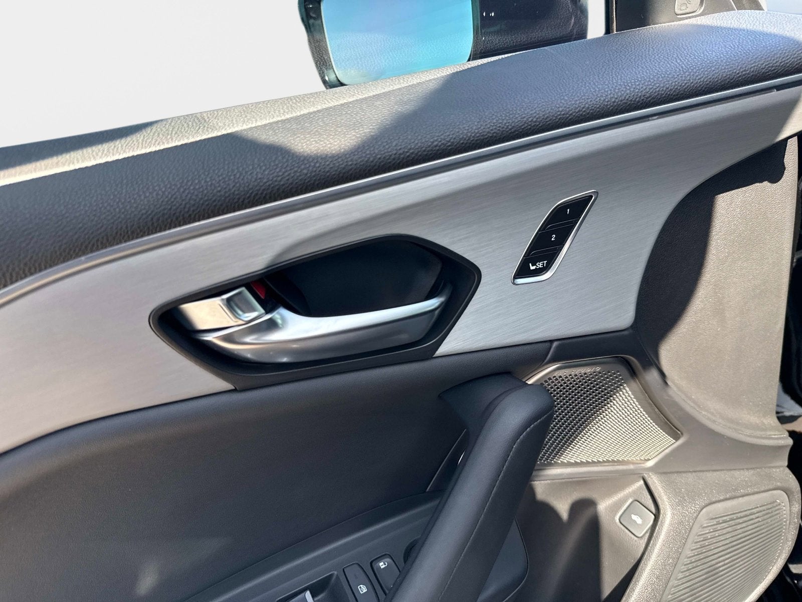 2025 Acura TLX w/Technology Package