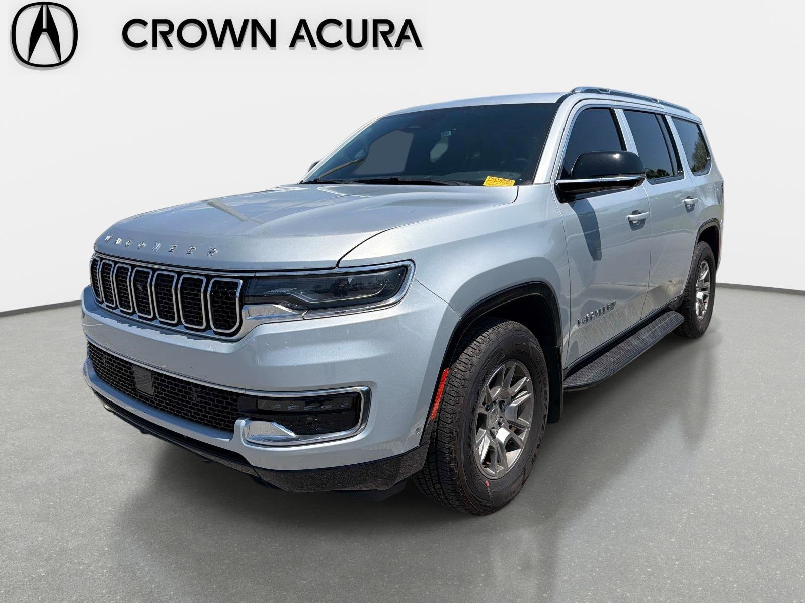 2023 Jeep Wagoneer Base