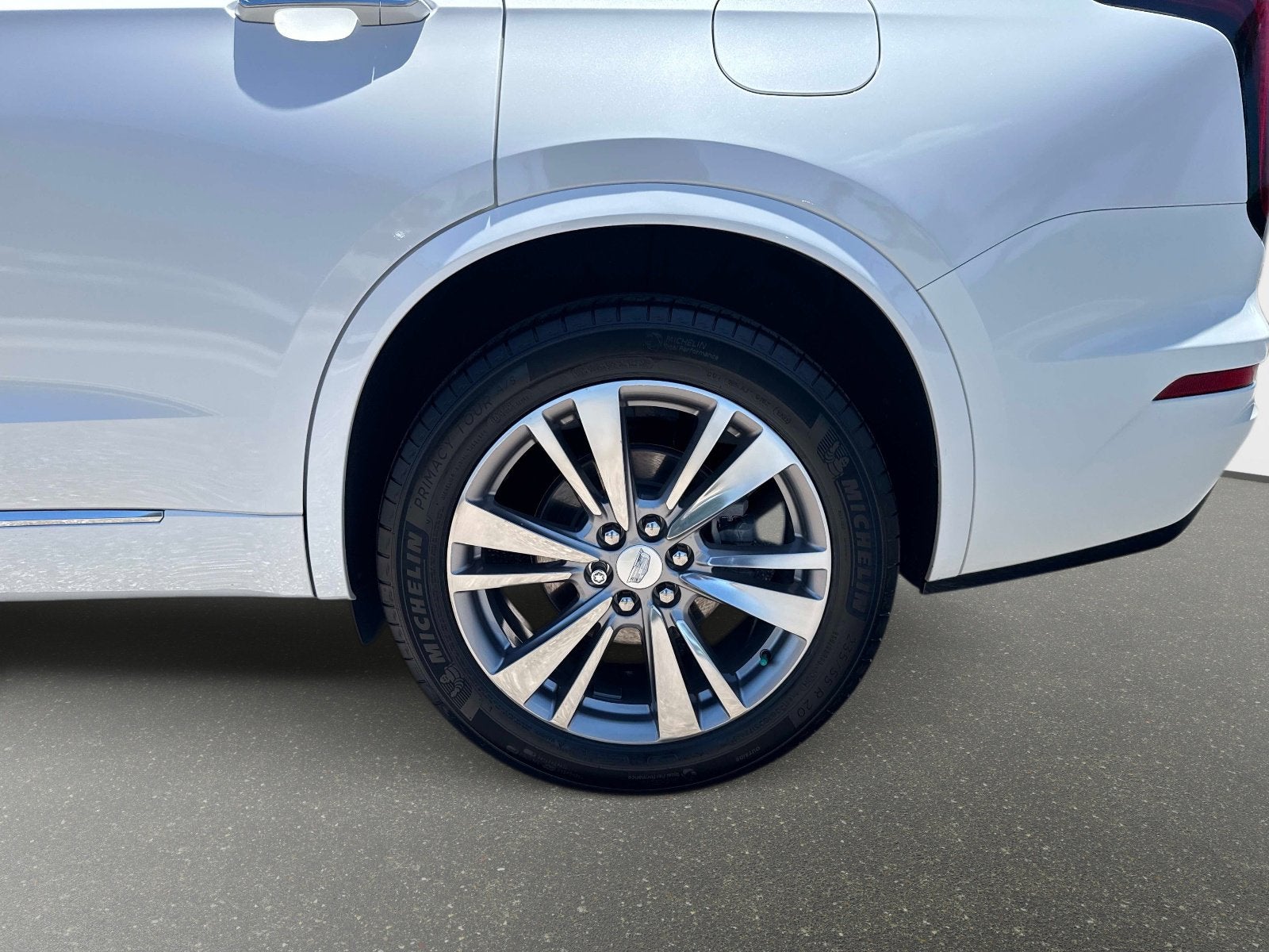 2023 Cadillac XT6 FWD Premium Luxury