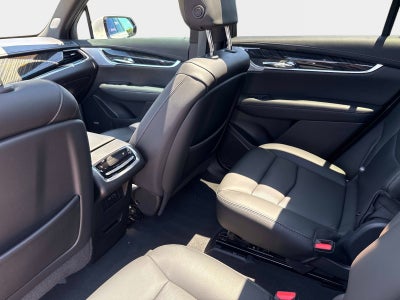 2023 Cadillac XT6 FWD Premium Luxury