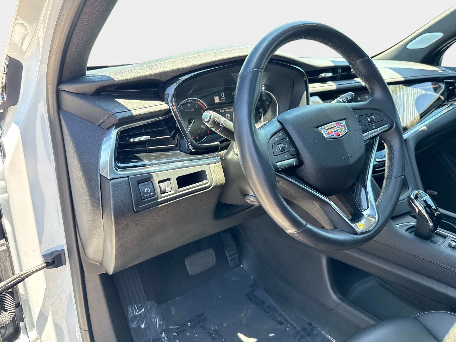 2023 Cadillac XT6 FWD Premium Luxury