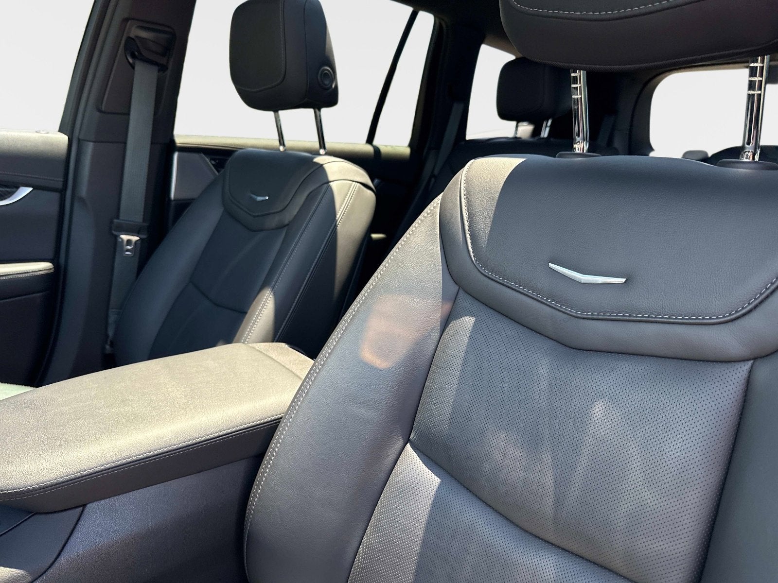 2023 Cadillac XT6 FWD Premium Luxury