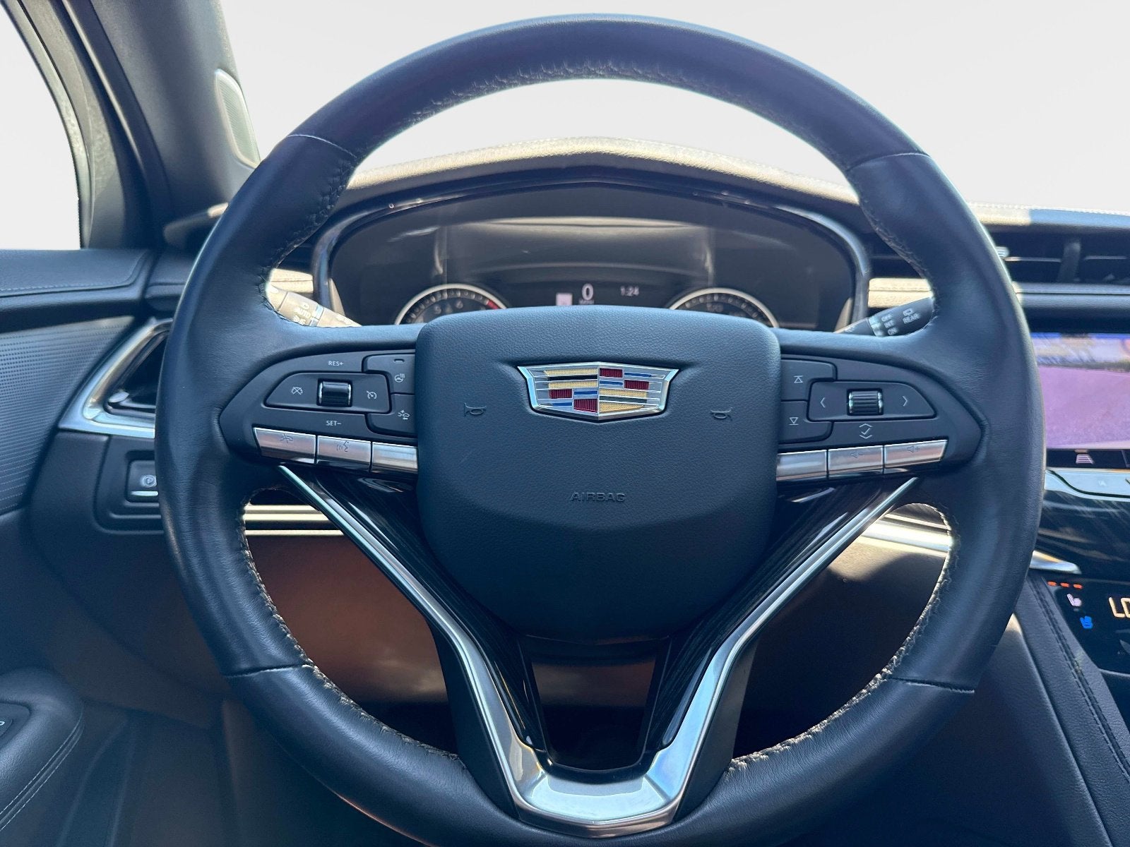 2023 Cadillac XT6 FWD Premium Luxury