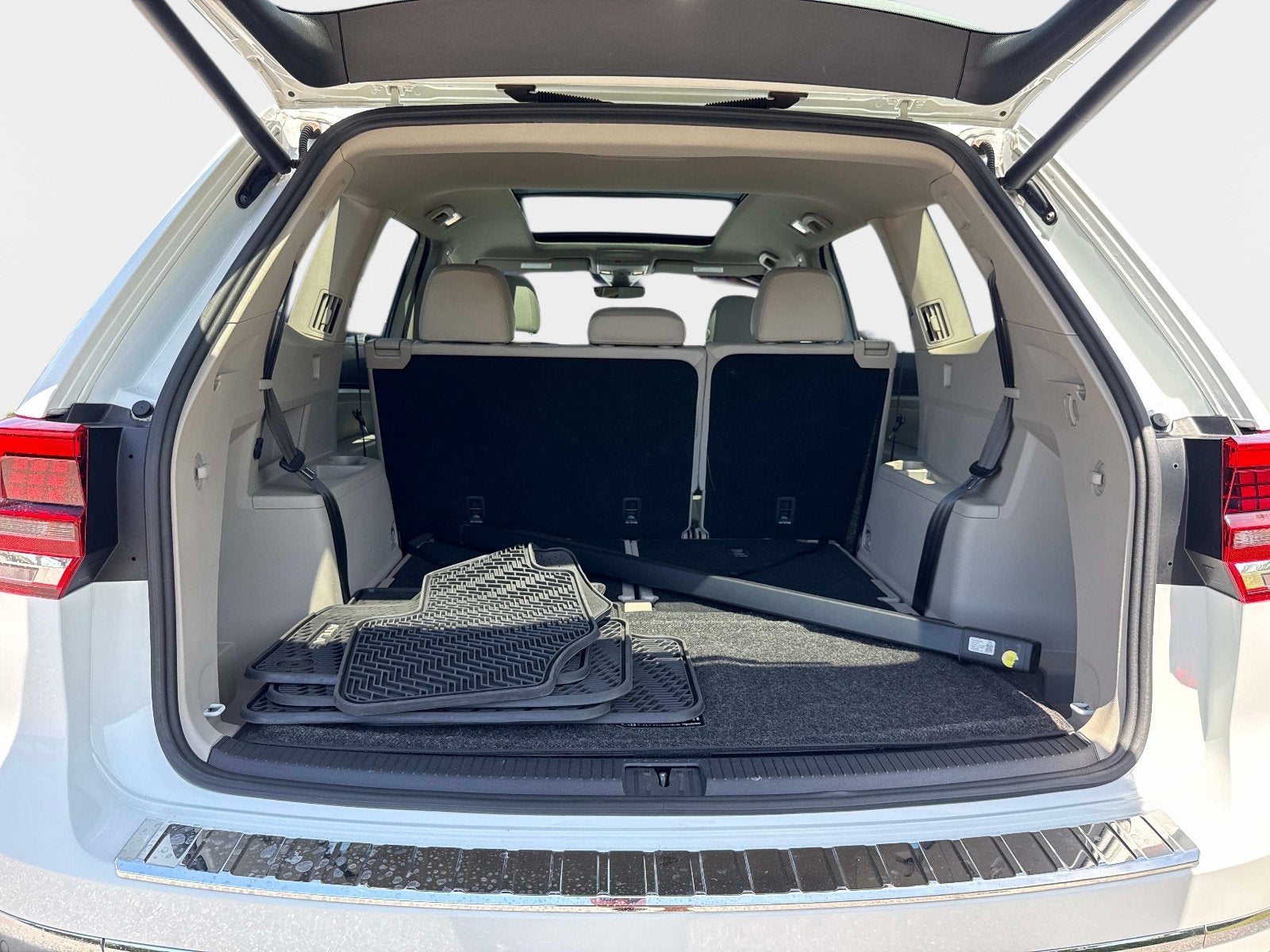 2018 Volkswagen Atlas 3.6L V6 SEL Premium