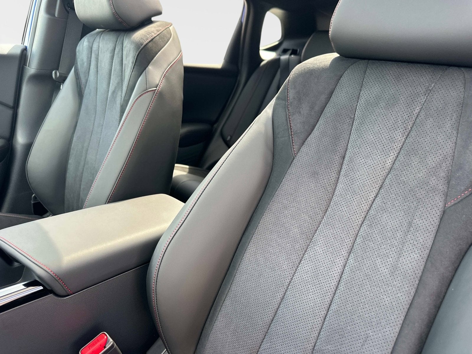 2025 Acura ADX w/A-Spec Package