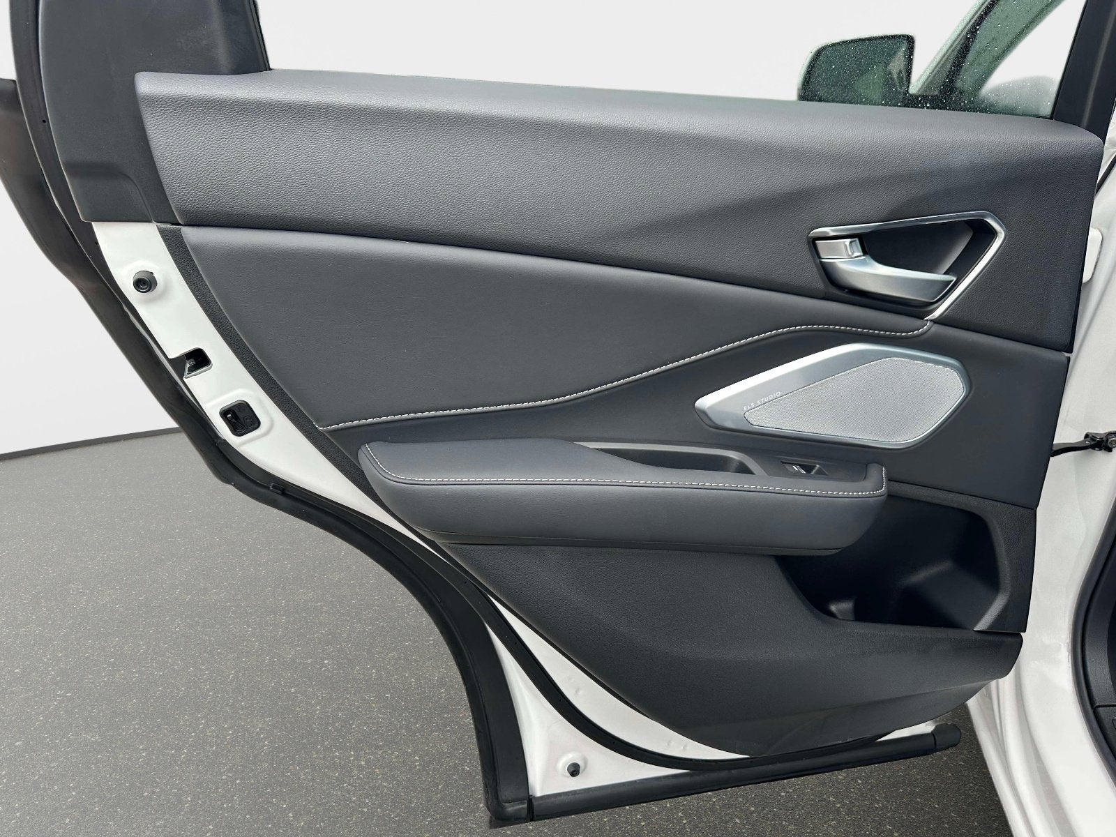 2025 Acura RDX w/Technology Package