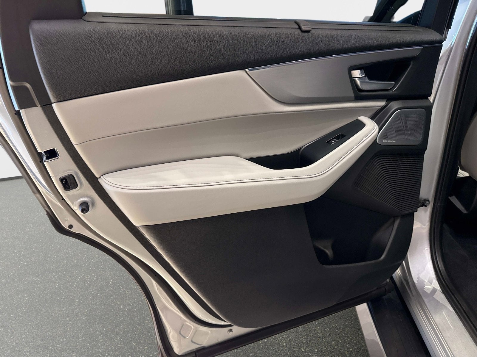 2026 Acura MDX w/Technology Package