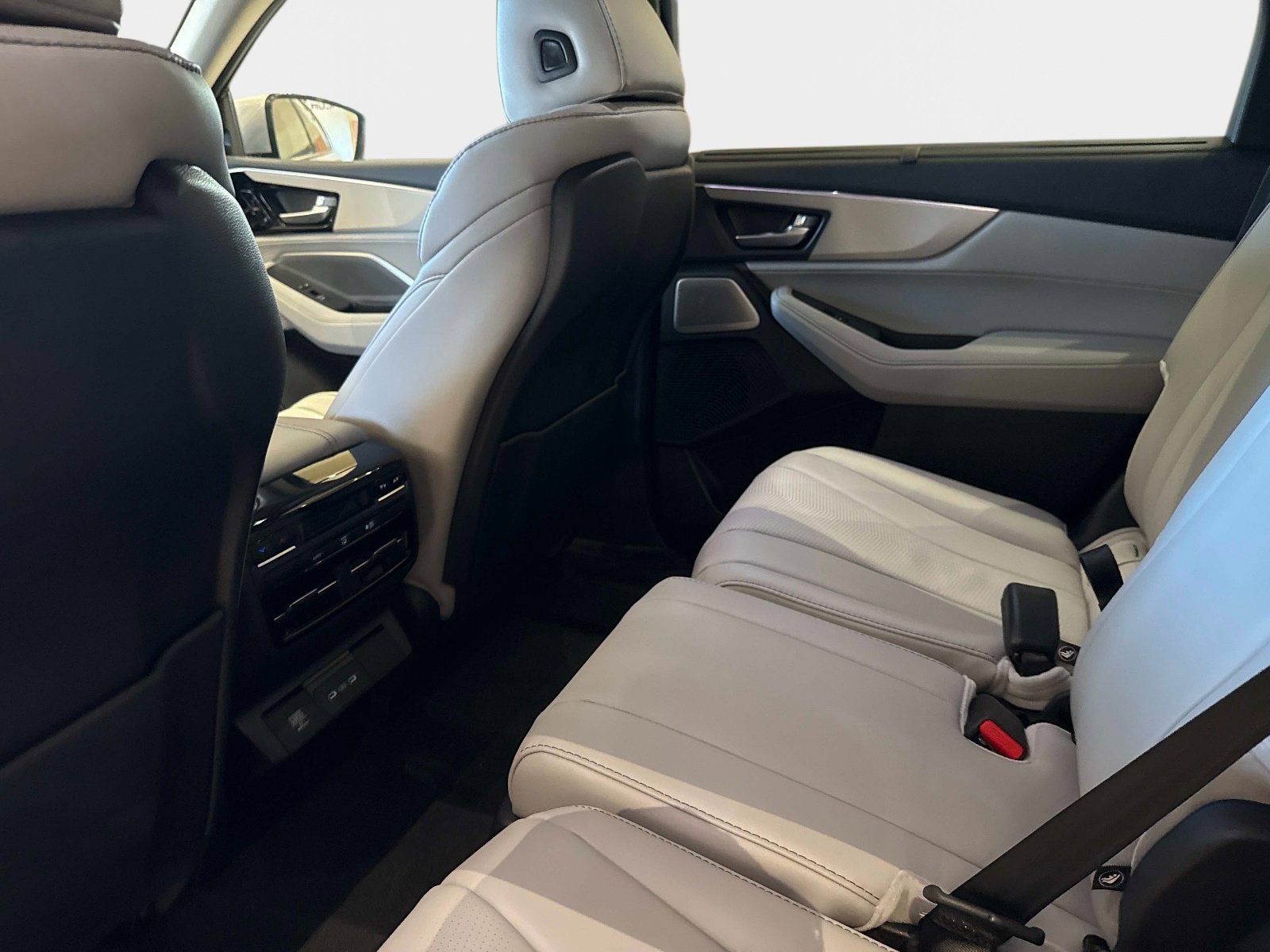 2026 Acura MDX w/Technology Package