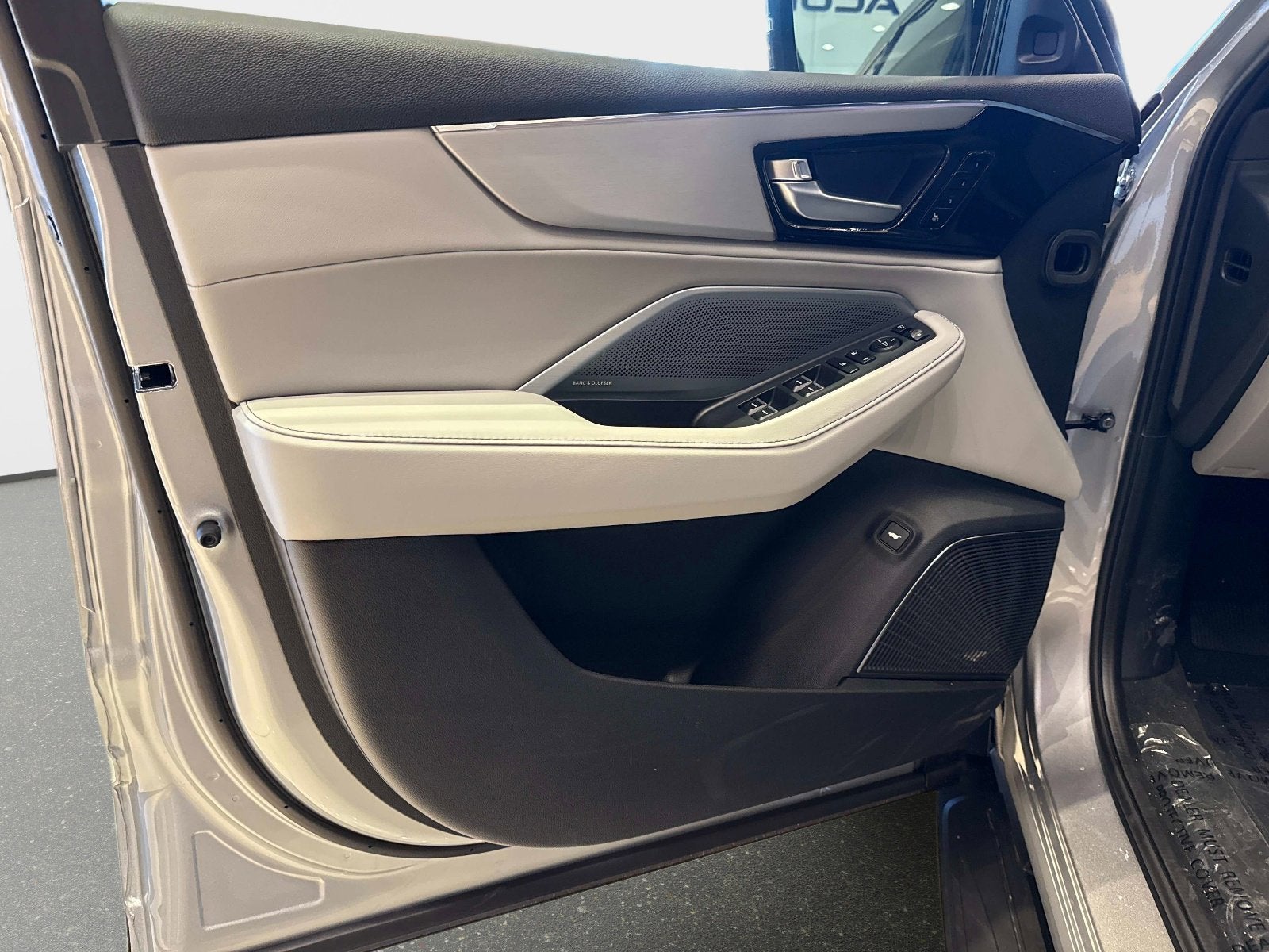 2026 Acura MDX w/Technology Package