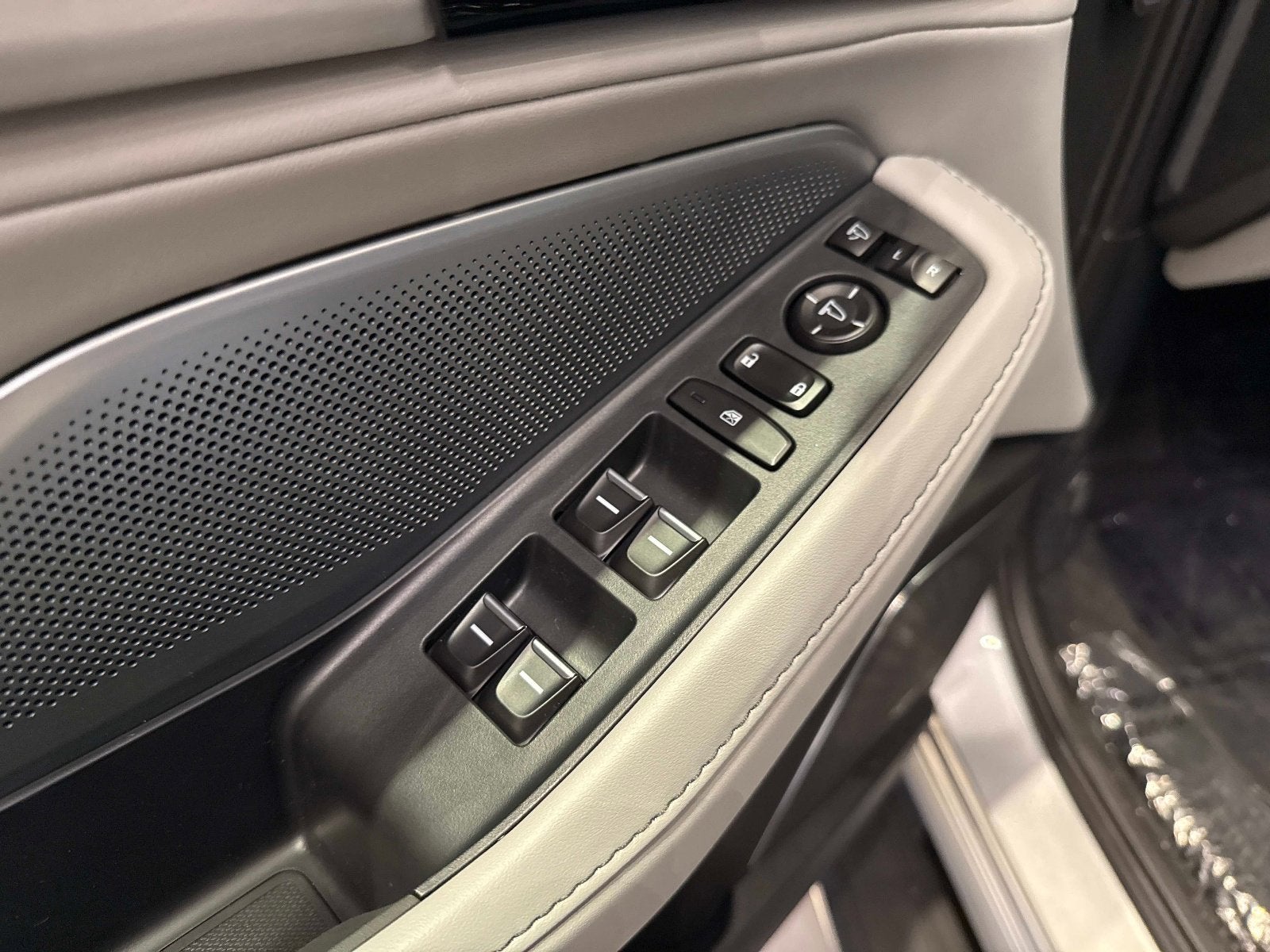 2026 Acura MDX w/Technology Package