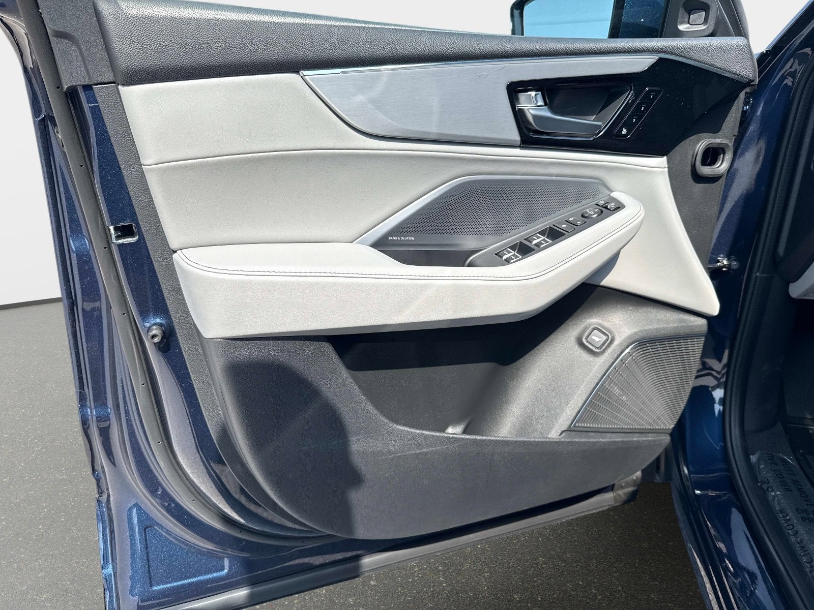 2026 Acura MDX w/Technology Package