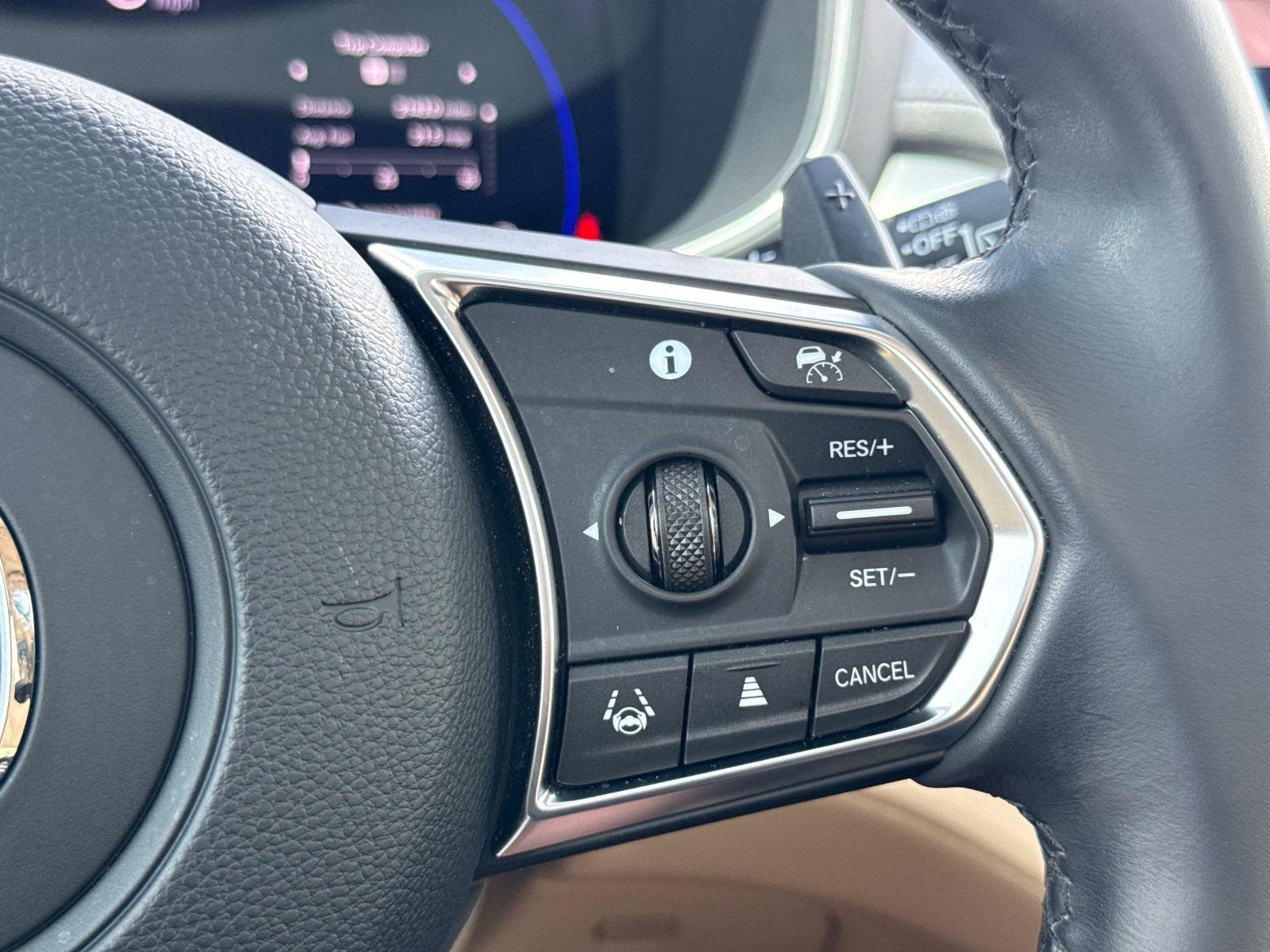 2023 Acura MDX w/Technology Package