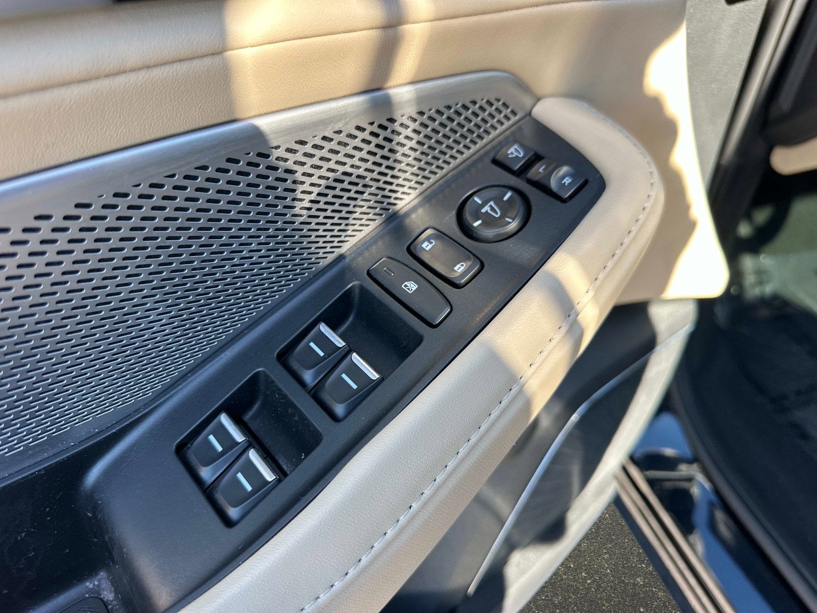 2023 Acura MDX w/Technology Package