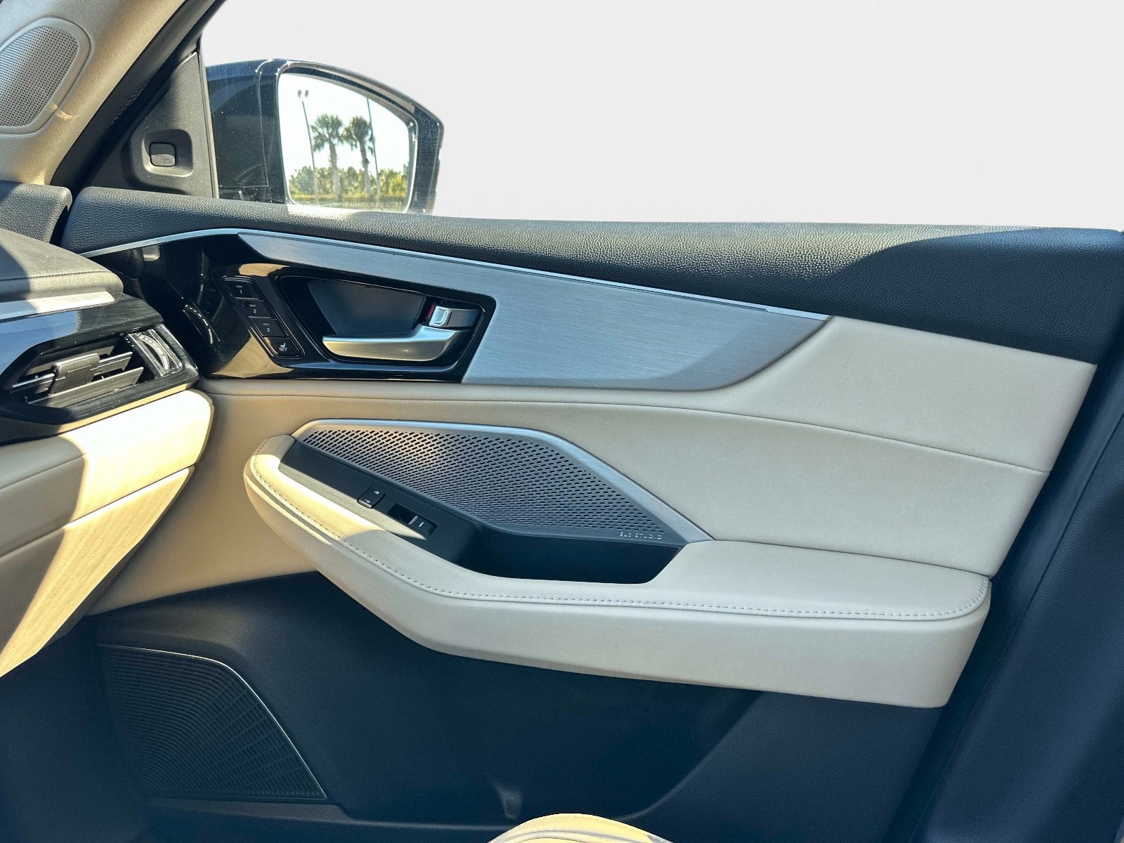 2023 Acura MDX w/Technology Package